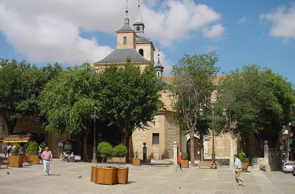 Mejora hoy tu sonrisa en Arganda del Rey con implantes dentales